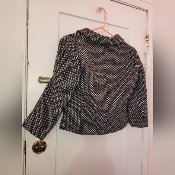 LOVE 21 LONG SLEEVE CREW BLAZER JACKET size M button up 3/4 sleeve - Picture 4 of 5